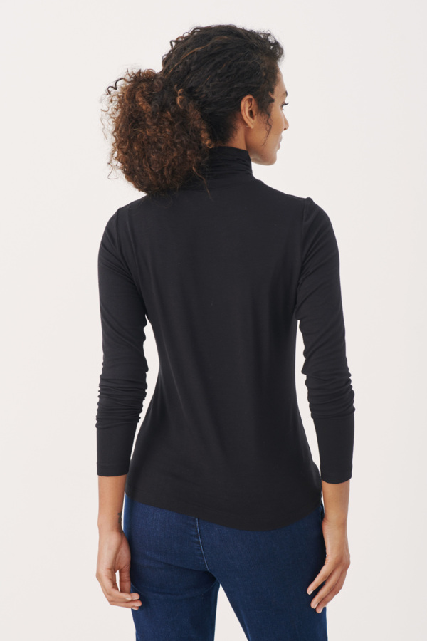 P2 Dark Navy Polo Neck iii