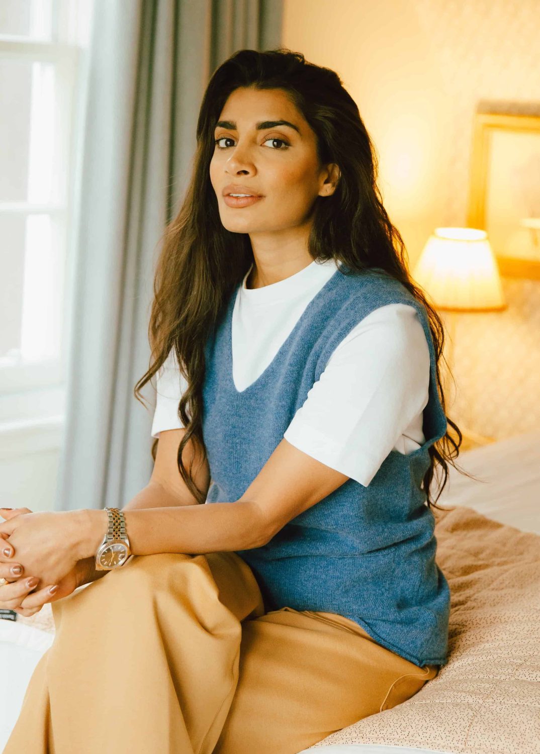 Eribe V-Neck – Jeans 8in